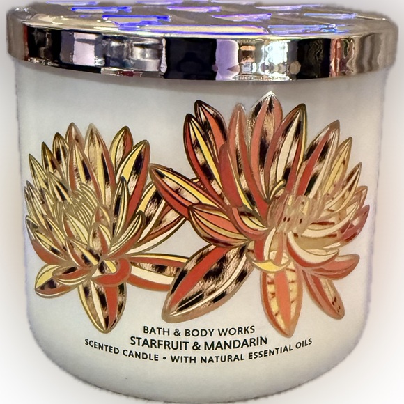 🧡BATH AND BODY WORKS🧡Starfruit & Mandarin 3-Wick Candle/NWT - Picture 1 of 5